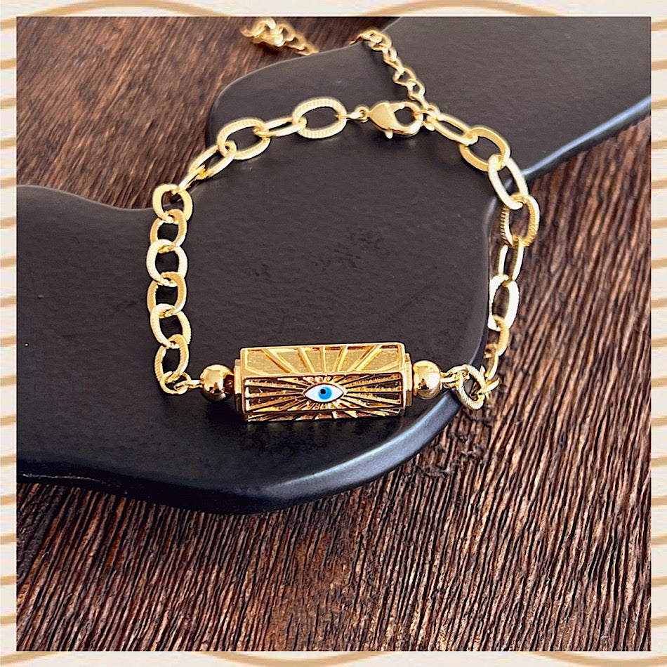 Beam Eye bracelet