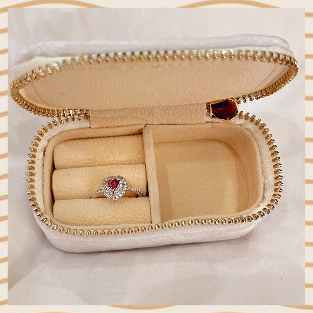 White Im accept my self box