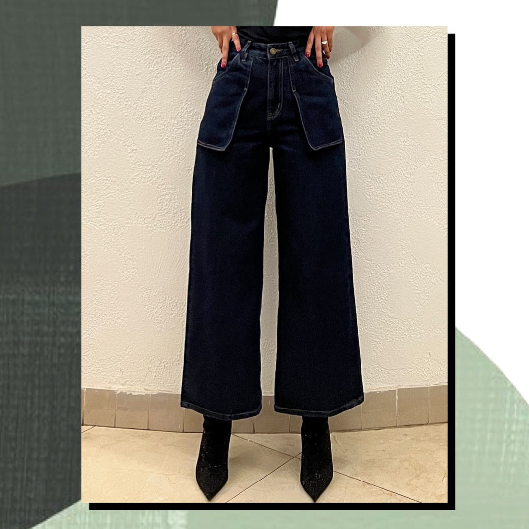 Dark Jeans with big pocket