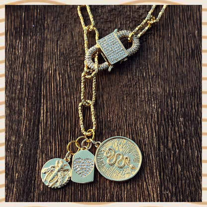 UN necklace